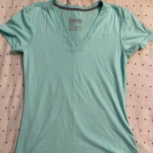 Nike women’s workout short-sleeve top